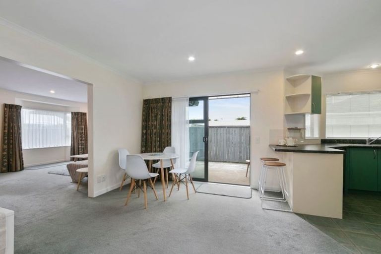 Photo of property in 38b Bauchop Road, Waterloo, Lower Hutt, 5011