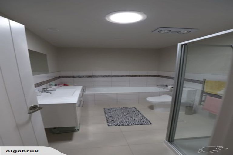 Photo of property in 48 Battalion Drive, Papakura, 2110