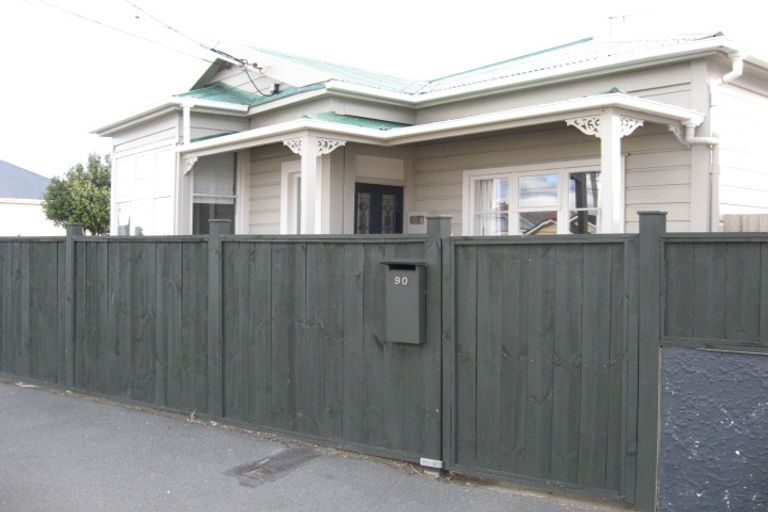 Photo of property in 90 Onepu Road, Lyall Bay, Wellington, 6022