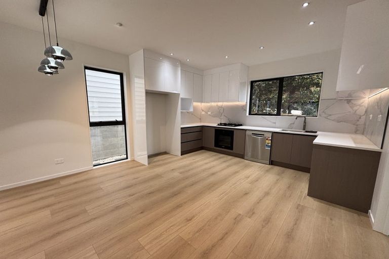 Photo of property in 3a Newstead Avenue, Browns Bay, Auckland, 0632