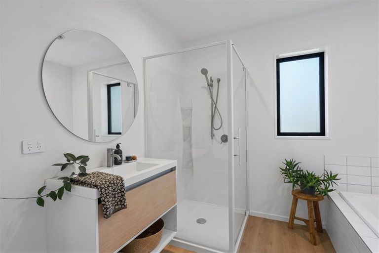 Photo of property in 38 Landsdowne Terrace, Cashmere, Christchurch, 8022