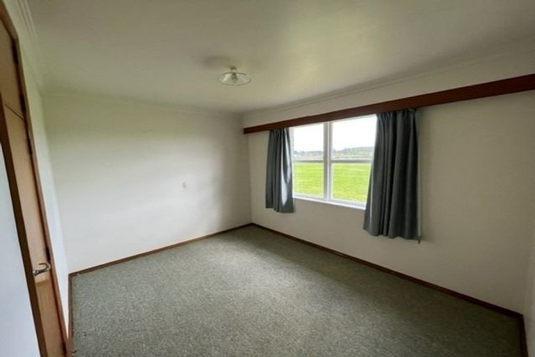 Photo of property in 261 Rangiuru Road, Otaki, 5512
