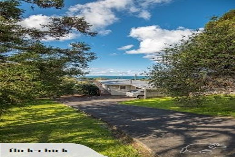 Photo of property in 1/448 Whangaparaoa Road, Stanmore Bay, Whangaparaoa, 0932
