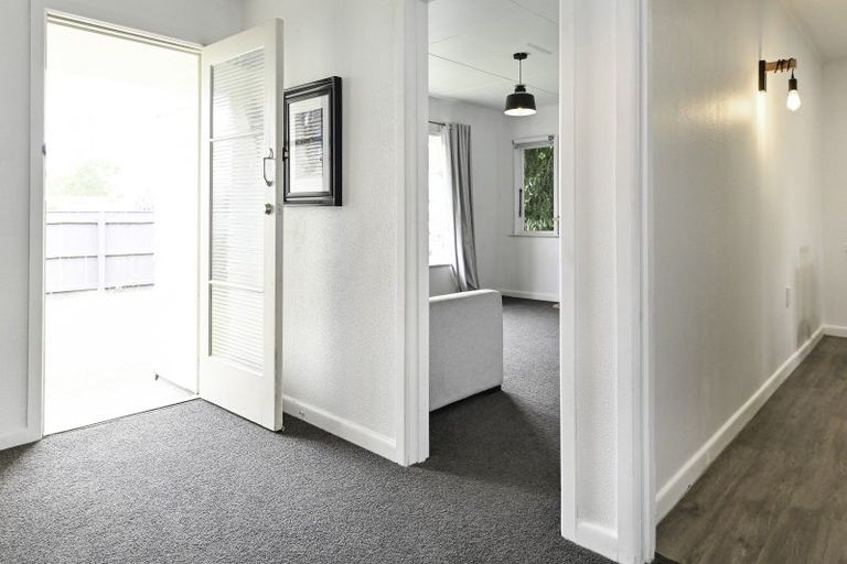 Photo of property in 433 Dalcross Street, Mayfair, Hastings, 4122