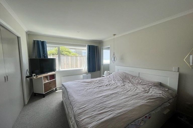 Photo of property in 1 Henrietta Maxwell Grove, Wainuiomata, Lower Hutt, 5014