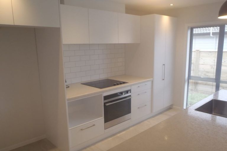 Photo of property in 15 Raymond Grace Avenue, Huapai, Kumeu, 0810