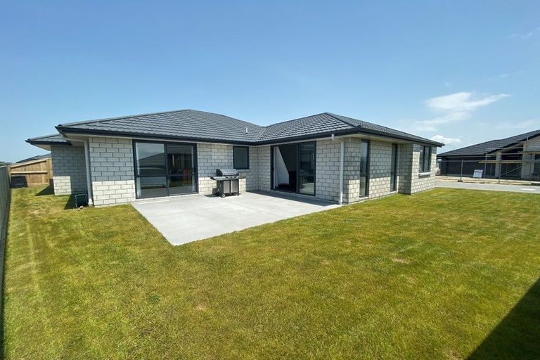 Photo of property in 6 Mercury Lane, Papamoa, 3118