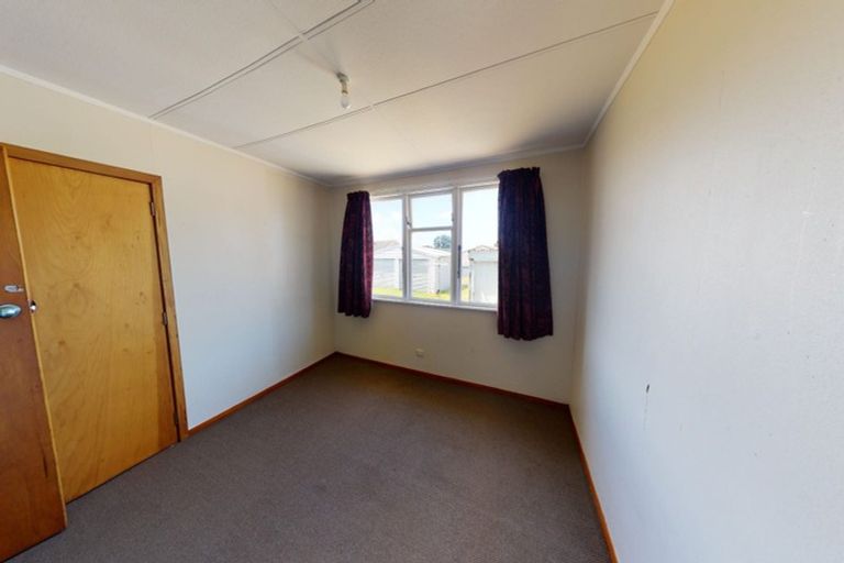 Photo of property in 60-62 Titoki Street, Castlecliff, Whanganui, 4501