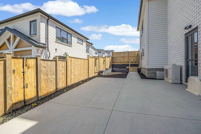 Photo of property in 31 Hauhake Road, Flat Bush, Auckland, 2019