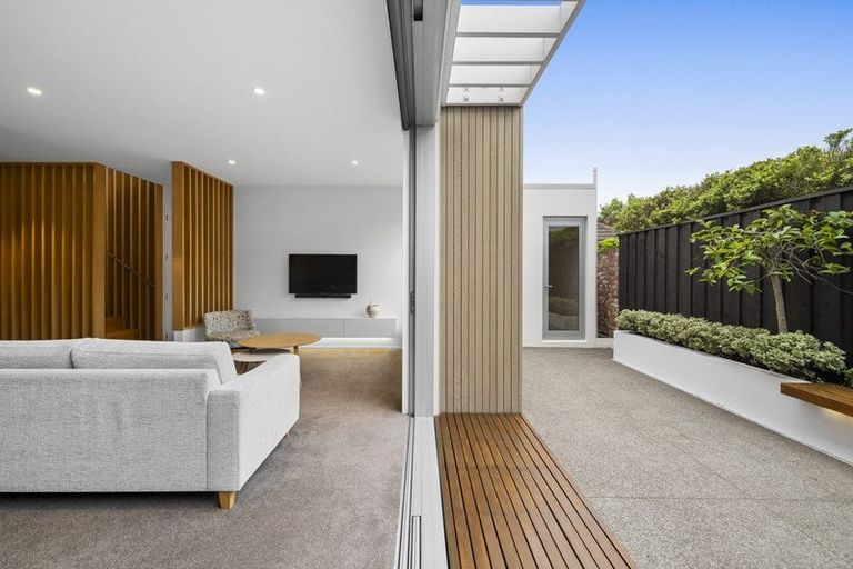 Photo of property in 45 Clissold Street, Merivale, Christchurch, 8014