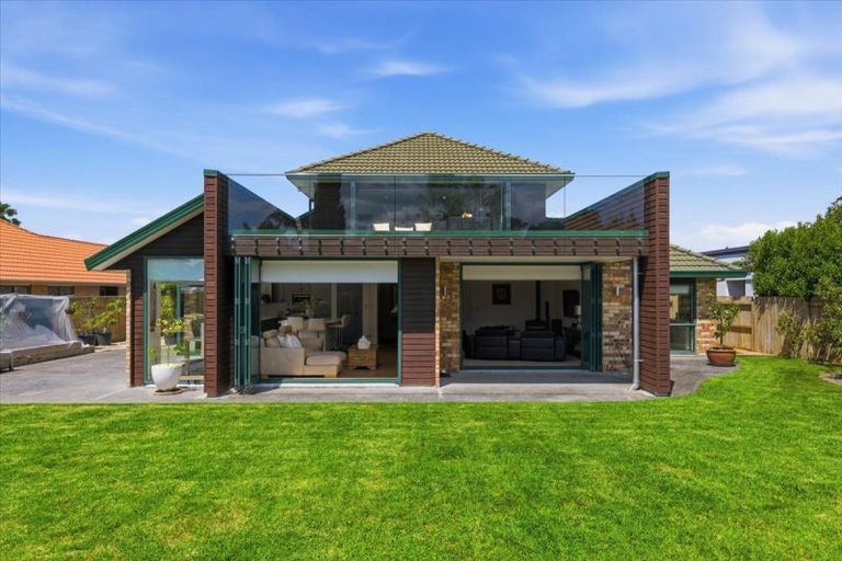 Photo of property in 72 Palm Beach Boulevard, Papamoa Beach, Papamoa, 3118