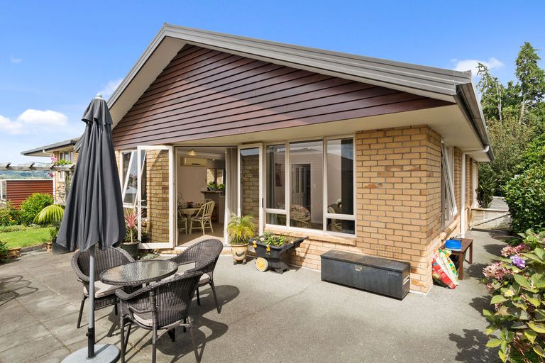 Photo of property in 10/17 Simmonds Grove, Greerton, Tauranga, 3112