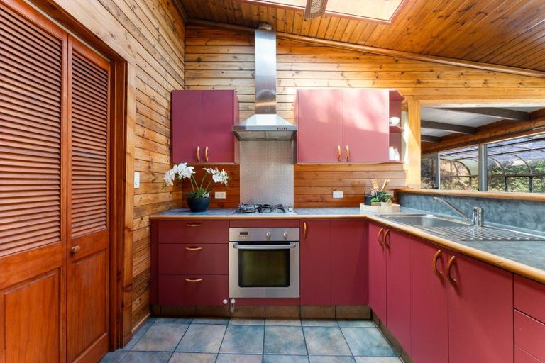 Photo of property in 50 Bay Road, Purakaunui, Port Chalmers, 9081