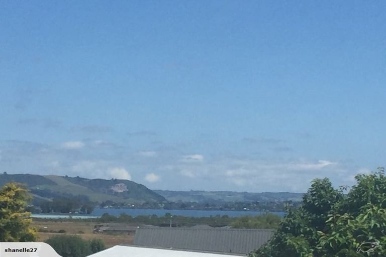 Photo of property in 8 Te Ana Place, Lynmore, Rotorua, 3010