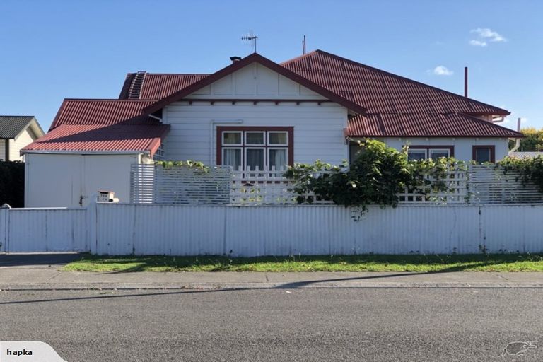 Photo of property in 708a Avenue Road West, Saint Leonards, Hastings, 4120