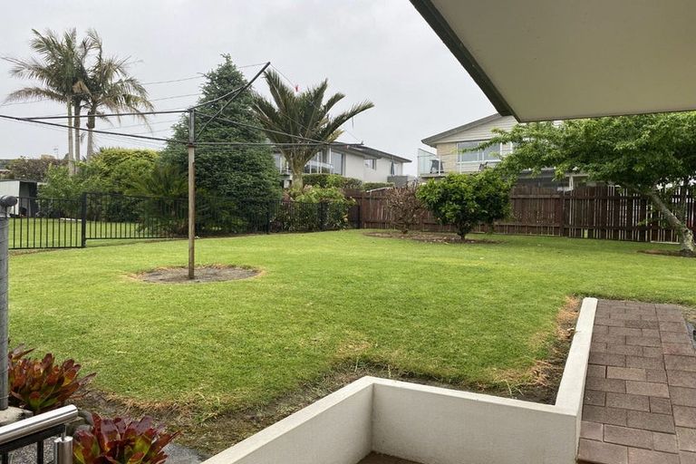 Photo of property in 66 Omokoroa Road, Omokoroa, 3114