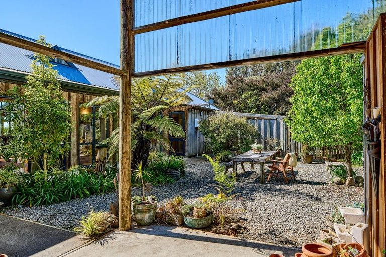 Photo of property in 57 Octavius Road, Peka Peka, Waikanae, 5391