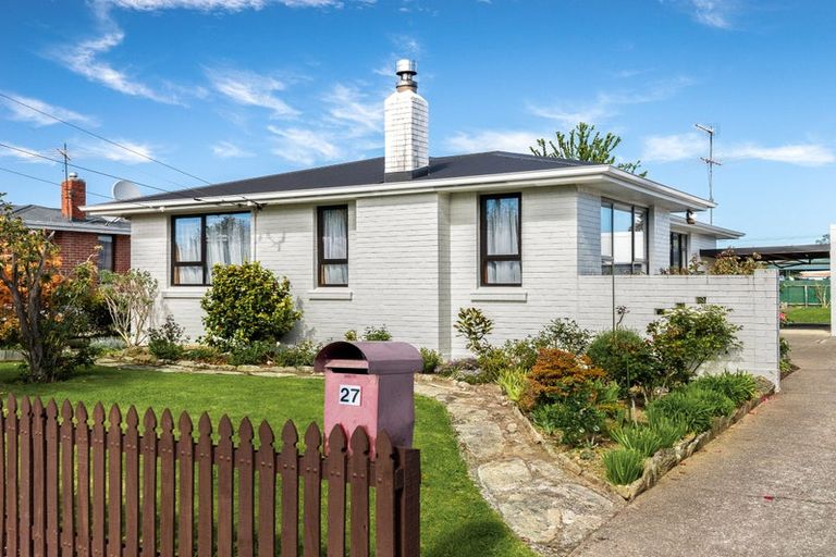 Photo of property in 27 Stirling Crescent, Mosgiel, 9024