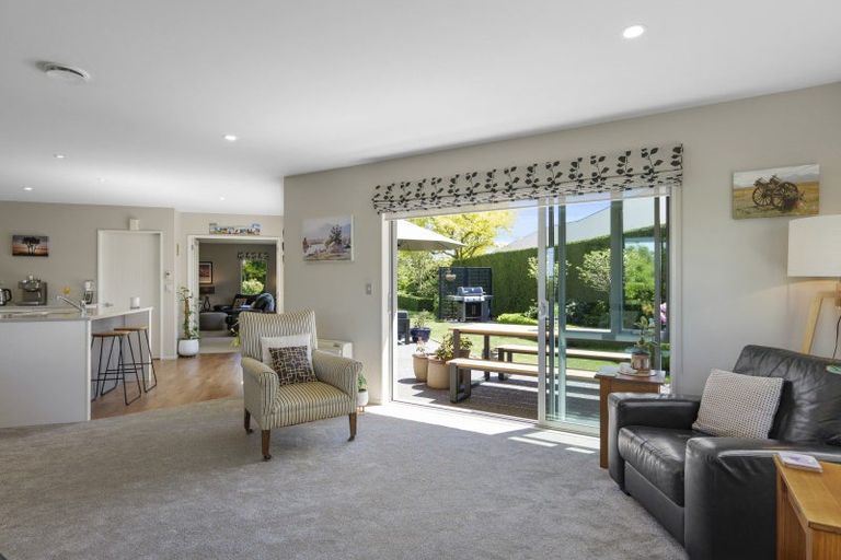 Photo of property in 42 Rotherham Drive, West Melton, 7618