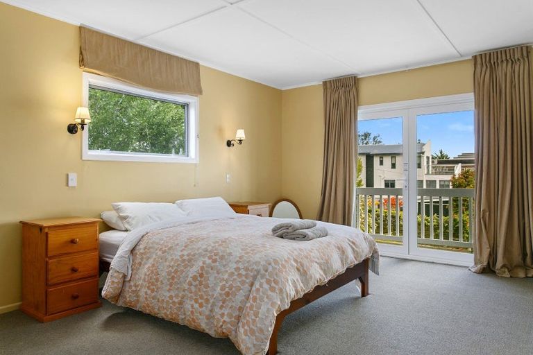 Photo of property in 71 Rainbow Drive, Rainbow Point, Taupo, 3330