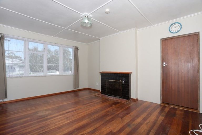 Photo of property in 15/17 Lyon Street, Marton, 4710