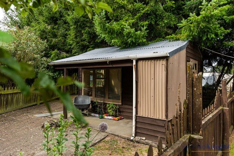 Photo of property in 2377 Homebush Road, Coalgate, 7673