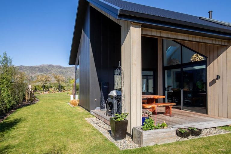 Photo of property in Wooing Tree Vineyard Ltd, 1 Vintage Street, Cromwell, 9310