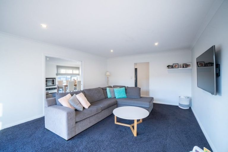 Photo of property in 121 Atawhai Road, Fitzherbert, Palmerston North, 4410