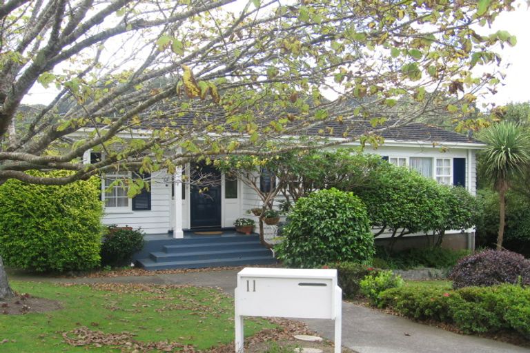 Photo of property in 11 Khouri Avenue, Karori, Wellington, 6012