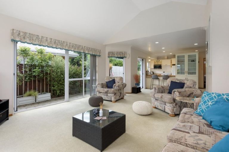 Photo of property in 39 Western Road, Bellevue, Tauranga, 3110