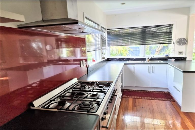 Photo of property in 15 Harley Grove, Boulcott, Lower Hutt, 5010