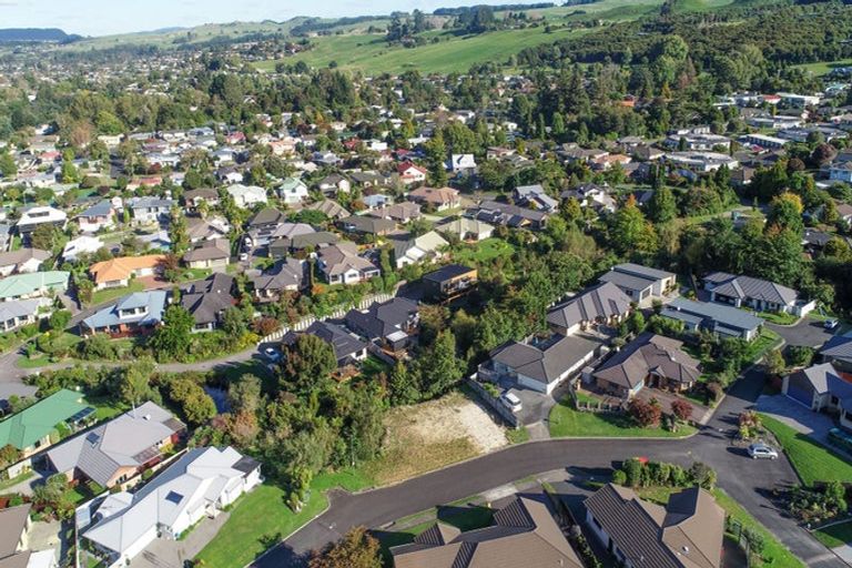 Photo of property in 100 Rimuvale Street, Pukehangi, Rotorua, 3015