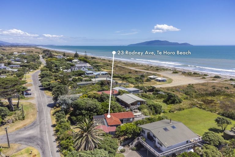 Photo of property in 23 Rodney Avenue, Te Horo Beach, Otaki, 5581