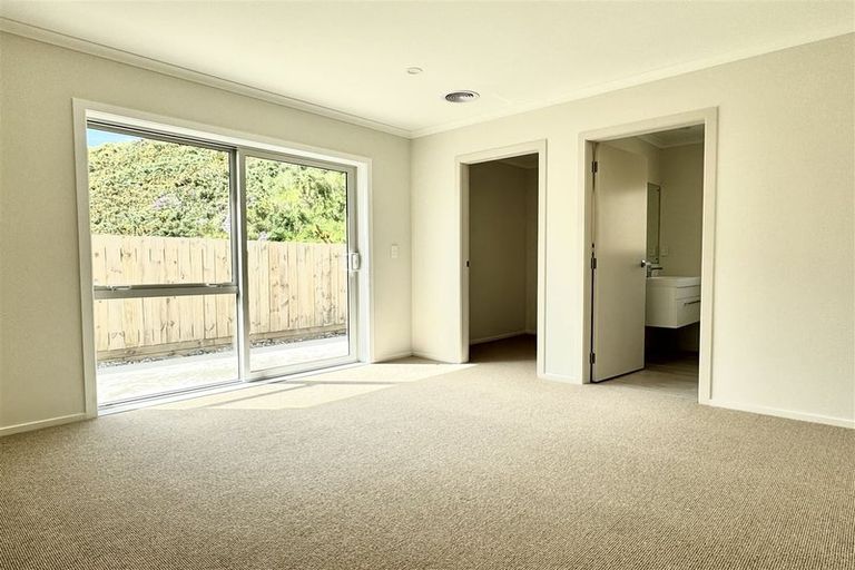 Photo of property in 31 Farnworth Terrace, Churton Park, Wellington, 6037