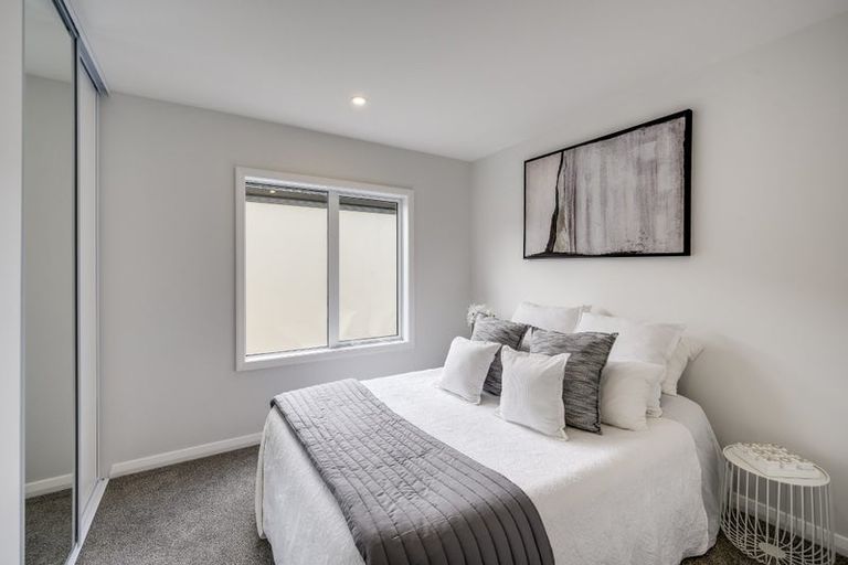 Photo of property in 9b Church Road, Taradale, Napier, 4112