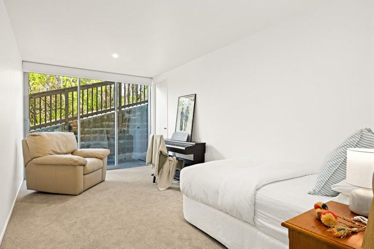 Photo of property in 6 Wendy Hood Way, Snells Beach, 0920