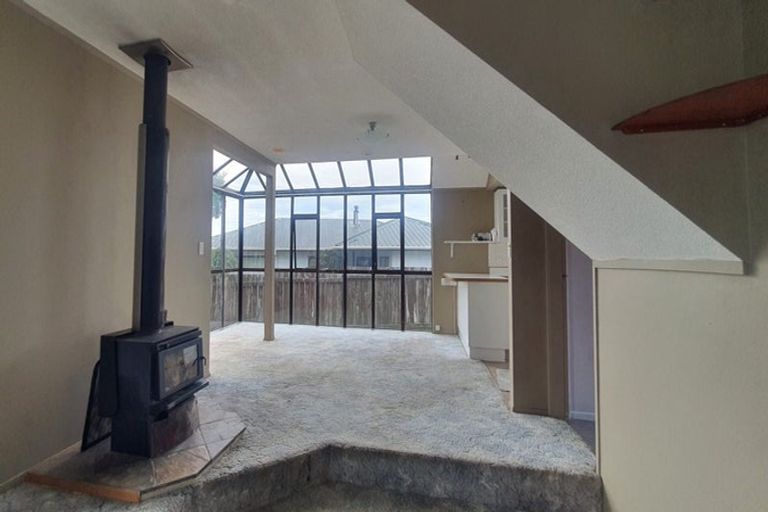 Photo of property in 1/6 Jasmine Grove, Maungaraki, Lower Hutt, 5010