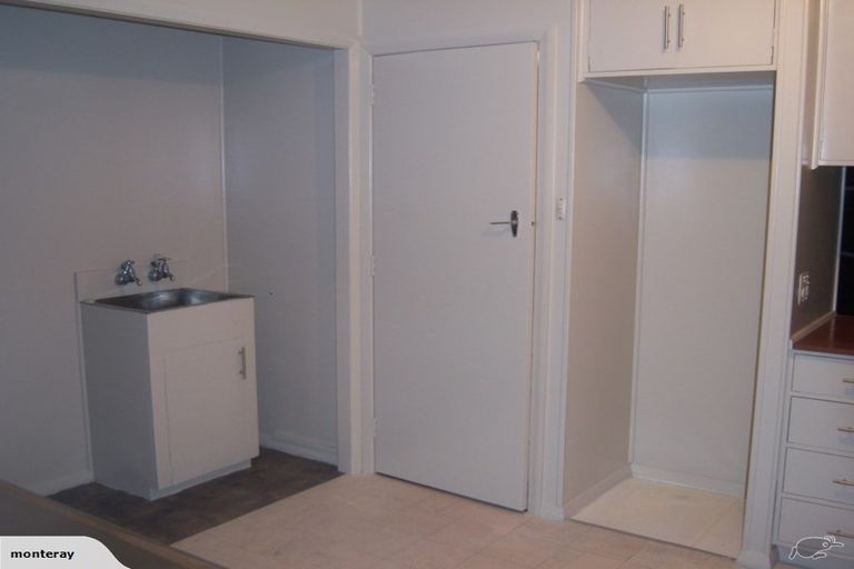 Photo of property in 94-96 Chelwood Street, Takaro, Palmerston North, 4412
