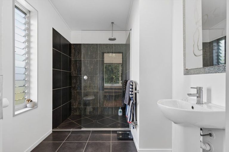 Photo of property in 10 Ti Tree Place, Mangawhai Heads, Mangawhai, 0505