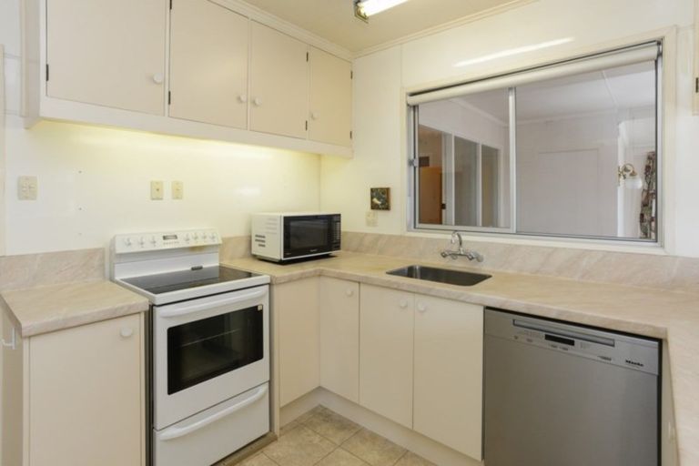 Photo of property in 6 The Esplanade, Westshore, Napier, 4110
