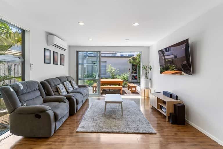 Photo of property in 31 Kauri Drive, Takanini, 2112