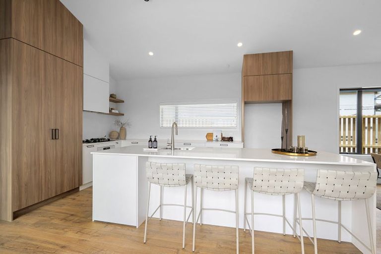 Photo of property in 19 Kelly Road, Riverhead, 0820