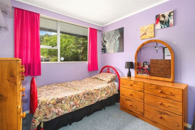 Photo of property in 30 Wilford Street, Wallaceville, Upper Hutt, 5018