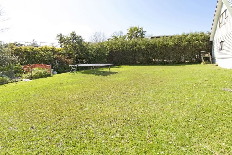 Photo of property in 30 Tiri Road, Manly, Whangaparaoa, 0930