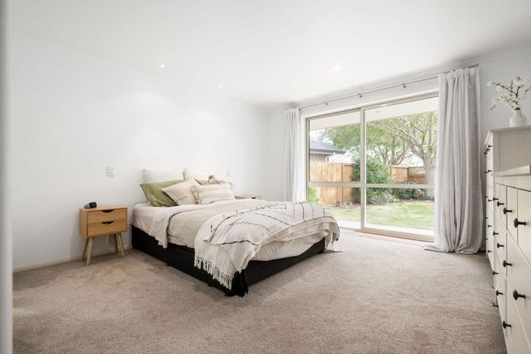 Photo of property in 48 Farringdon Avenue, Rototuna North, Hamilton, 3210