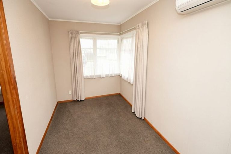 Photo of property in 42 College Street, Awapuni, Palmerston North, 4412
