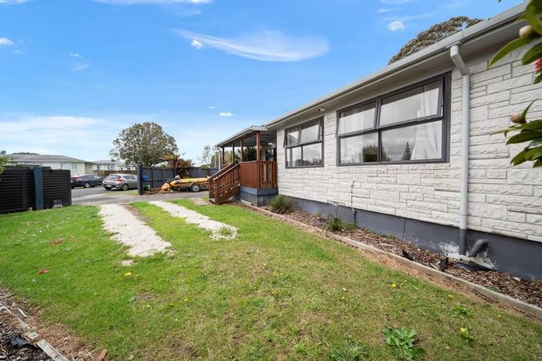 Photo of property in 13 Romney Place, Manurewa, Auckland, 2102