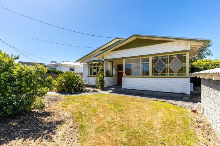 Photo of property in 65 Record Street, Fitzroy, New Plymouth, 4312