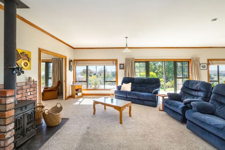 Photo of property in 252 Masterton Stronvar Road, Te Ore Ore, Masterton, 5890