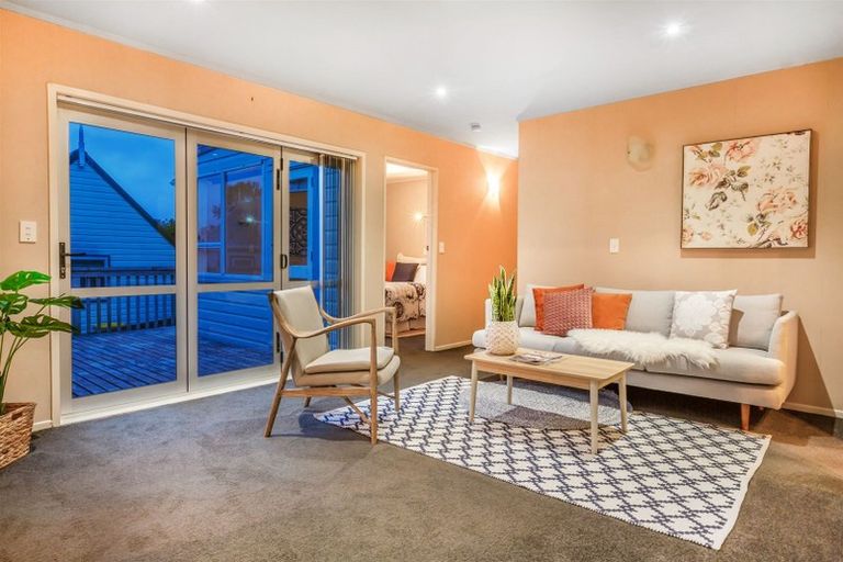 Photo of property in 53 The Companionway, Whitby, Porirua, 5024